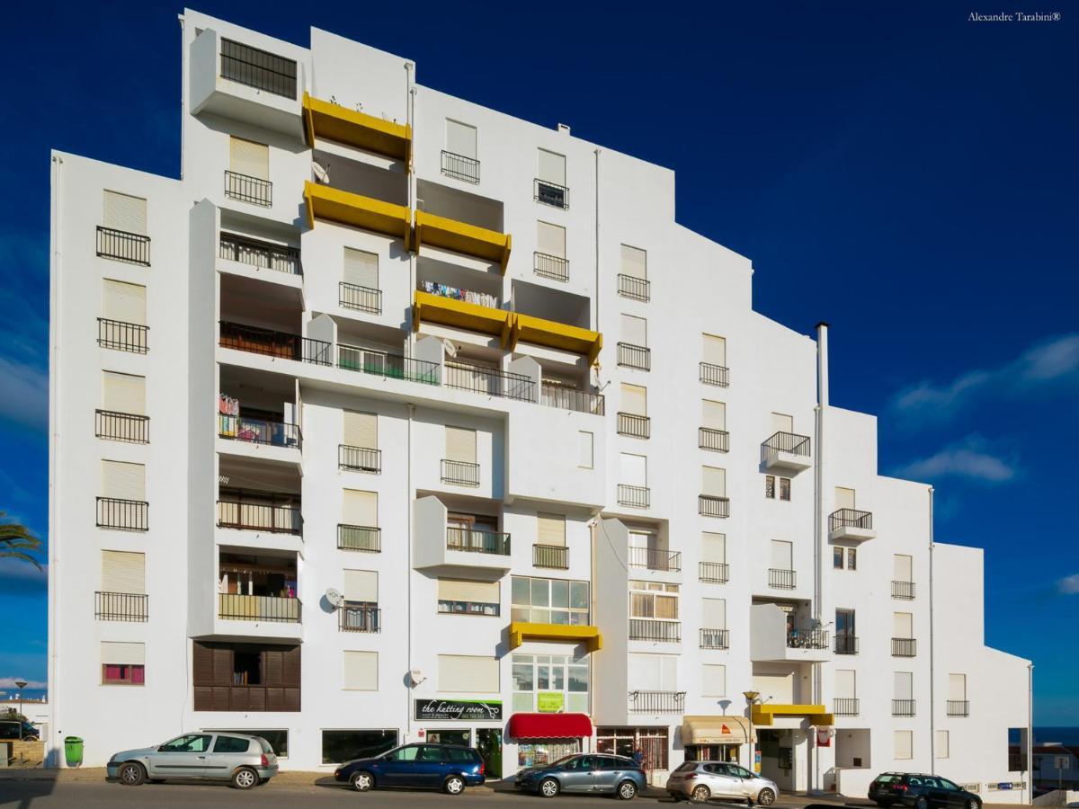 A12 - Praia Da Luz Center Apartment Екстериор снимка